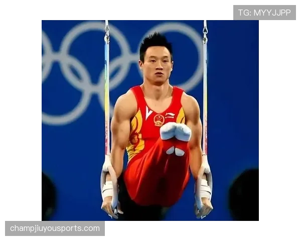 杨威退役后这身材管理也太狠了，体操老将的日常自律看得我默默放下了手里的零食